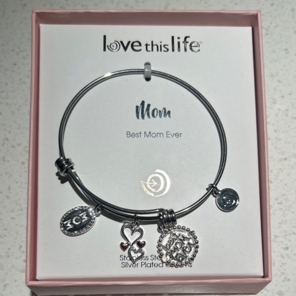 Mother's Bracelet with Charms - Picture 3 of 5